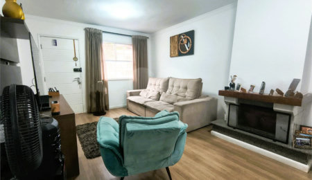Casa à venda com 3 quartos, sendo 1 suíte,  no condomínio Vila Panamericana, São Paulo - SP