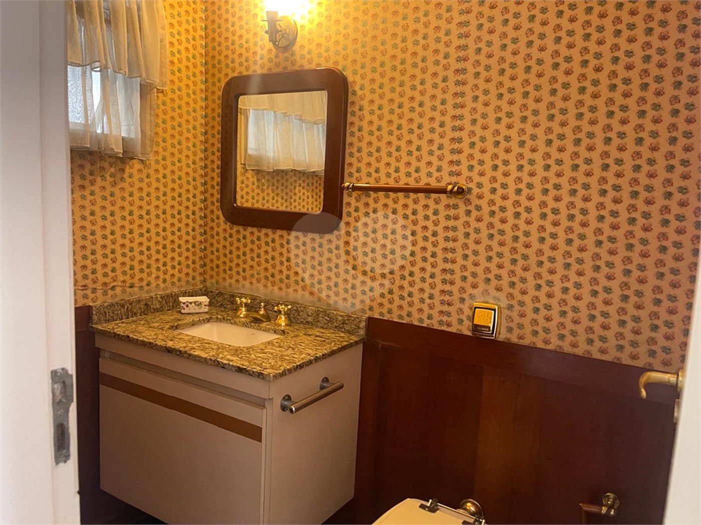 Apartamento à venda com 3 quartos, sendo 2 suítes,  em Bela Vista, São Paulo, SP