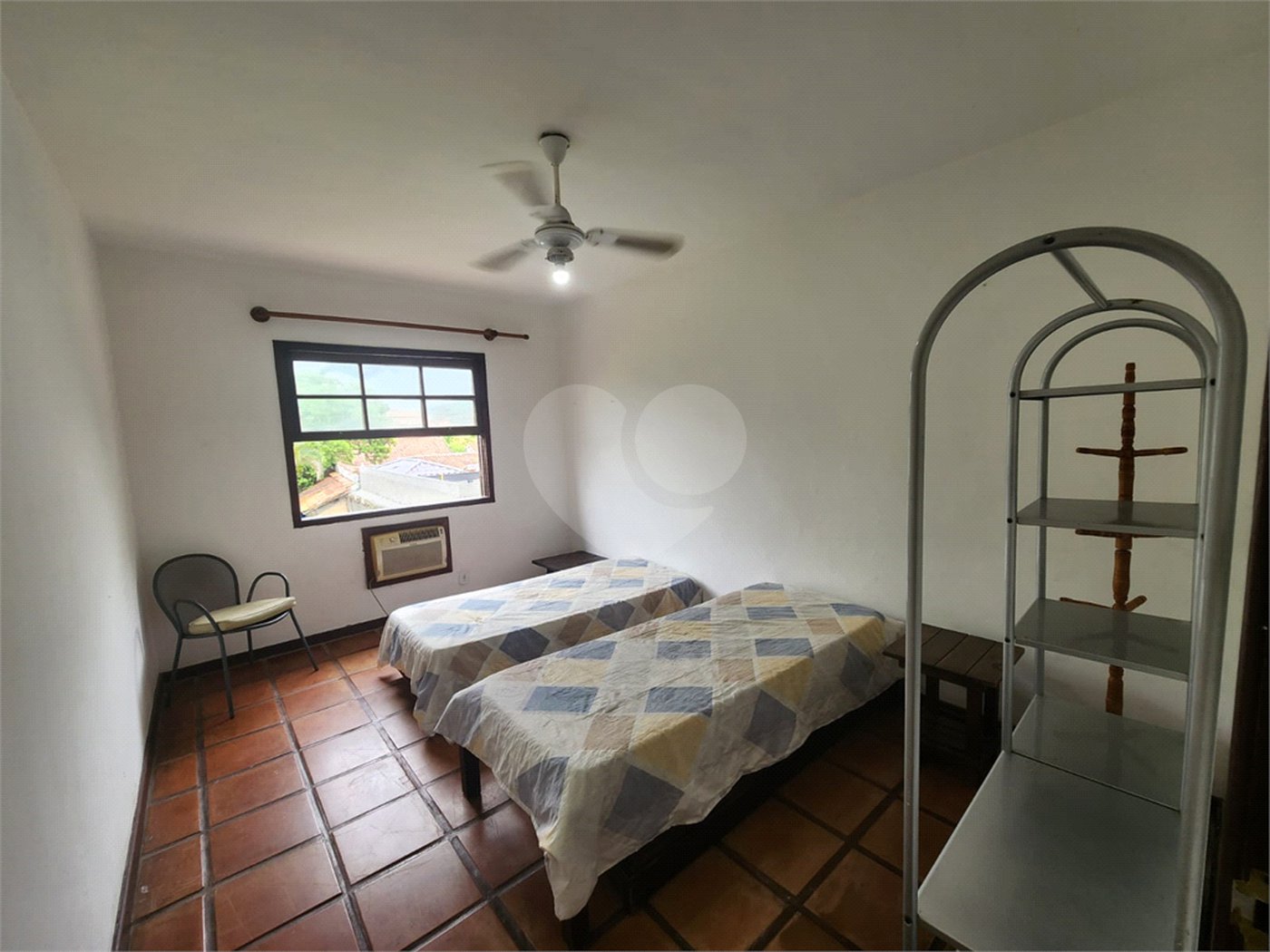 Casa em condomínio à venda ou para alugar com 2 quartos, sendo 1 suíte,  em Geribá, Armação dos Búzios, RJ