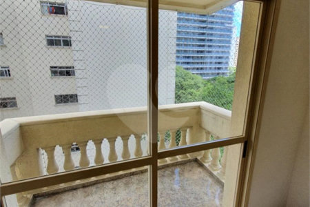 Apartamento à venda com 2 quartos em Vila Uberabinha, São Paulo, SP