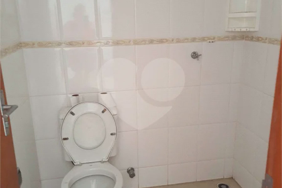 Sobrado à venda com 3 quartos, sendo 1 suíte, em Butantã, São Paulo, SP