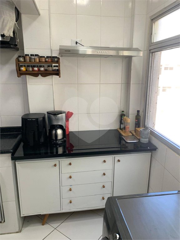 Apartamento à venda com 2 quartos, sendo 1 suíte,  em Canto do Forte, Praia Grande, SP