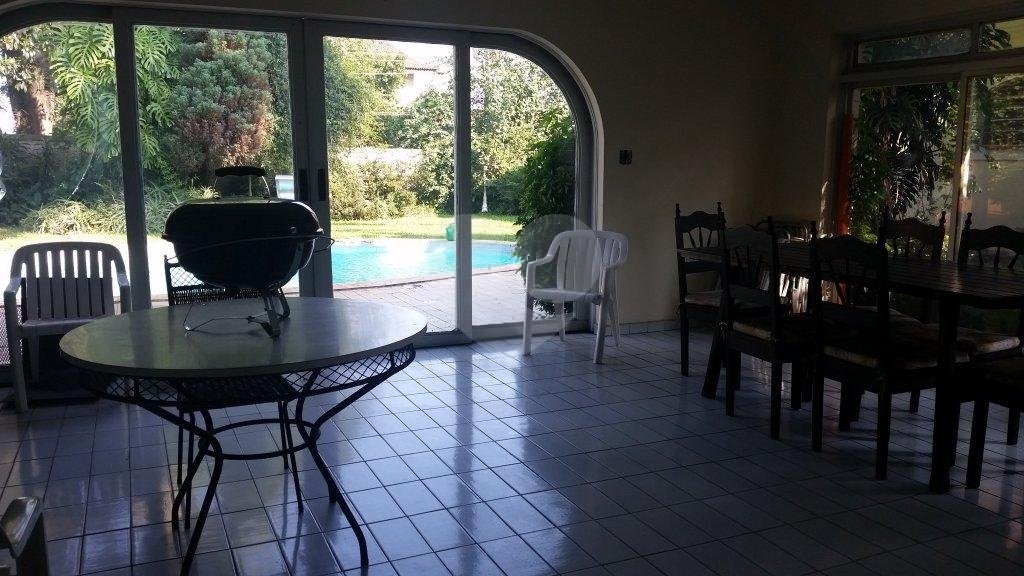 Casa à venda com 3 quartos, sendo 1 suíte, em Butantã, São Paulo, SP