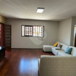 Casa Térrea à venda com 5 quartos, sendo 3 suítes,  em Vila Oliveira, Mogi das Cruzes, SP