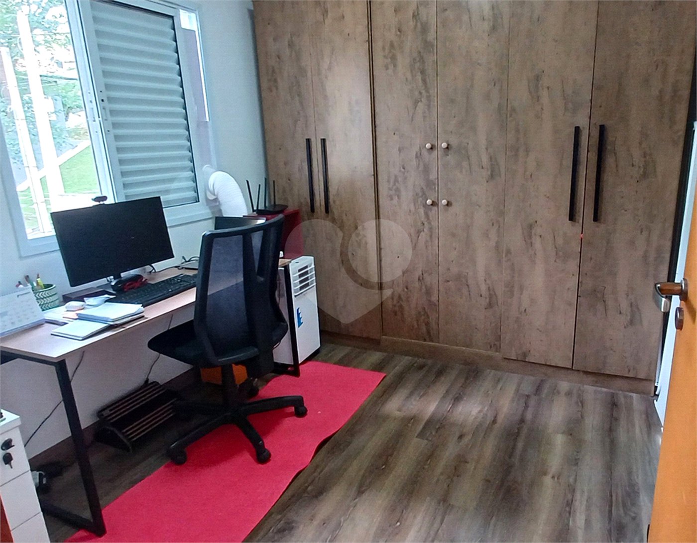 Casa à venda com 3 quartos, sendo 2 suítes, no condomínio Altos de São Roque, São Roque - SP