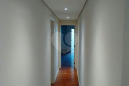 Apartamento à venda com 3 suítes em Jardim da Saúde, São Paulo, SP