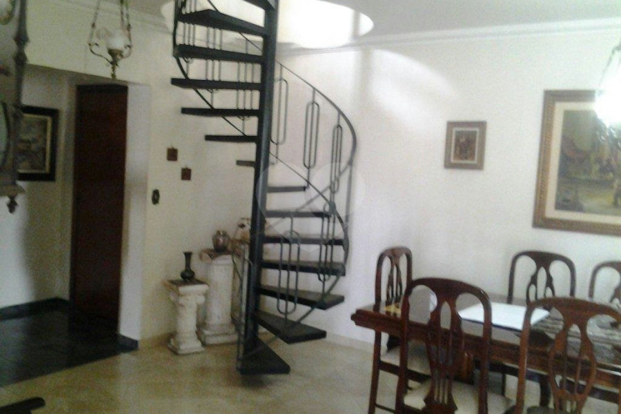 Cobertura à venda com 3 quartos, sendo 1 suíte,  em Perdizes, São Paulo, SP