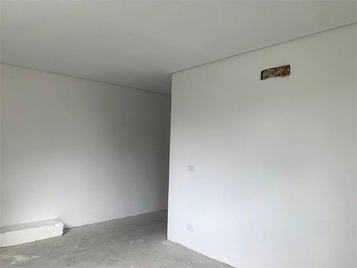 Apartamento à venda com 2 suítes em Vila Madalena, São Paulo, SP