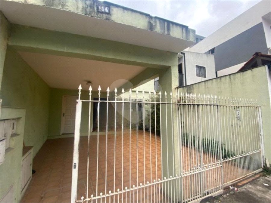 Sobrado à venda com 3 quartos em Bom Retiro, São Paulo, SP