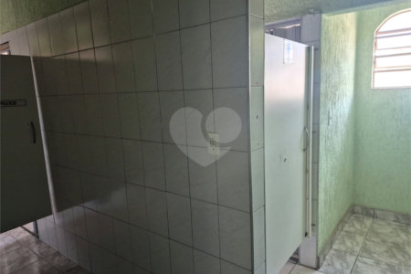 Salão à venda em Vila Irmãos Arnoni, São Paulo, SP