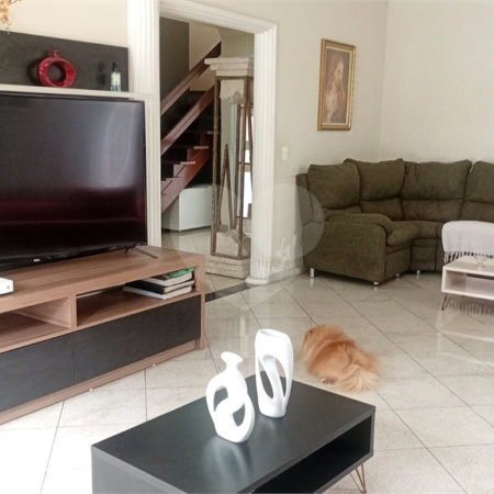 Casa à venda com 4 quartos, sendo 2 suítes, no condomínio Canamari, São Paulo - SP