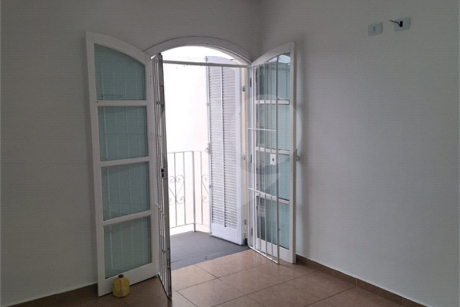 Sobrado à venda com 2 quartos em Vila Nova Cachoeirinha, São Paulo, SP