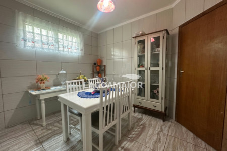 Casa à venda com 3 quartos, sendo 1 suíte,  em Jardim Brasília, Três Lagoas, MS