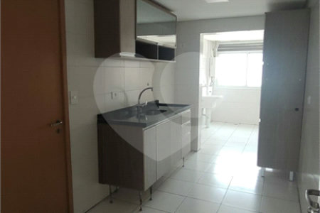 Apartamento à venda com 3 suítes em Santa Teresinha, São Paulo, SP