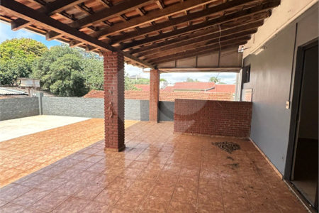 Sobrado à venda ou para alugar com 4 quartos, sendo 2 suítes, em Vila Lacíria, Ponta Porã, MS