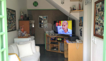 Casa à venda com 2 quartos, sendo 1 suíte,  no condomínio Villas de São Francisco I, São Paulo - SP