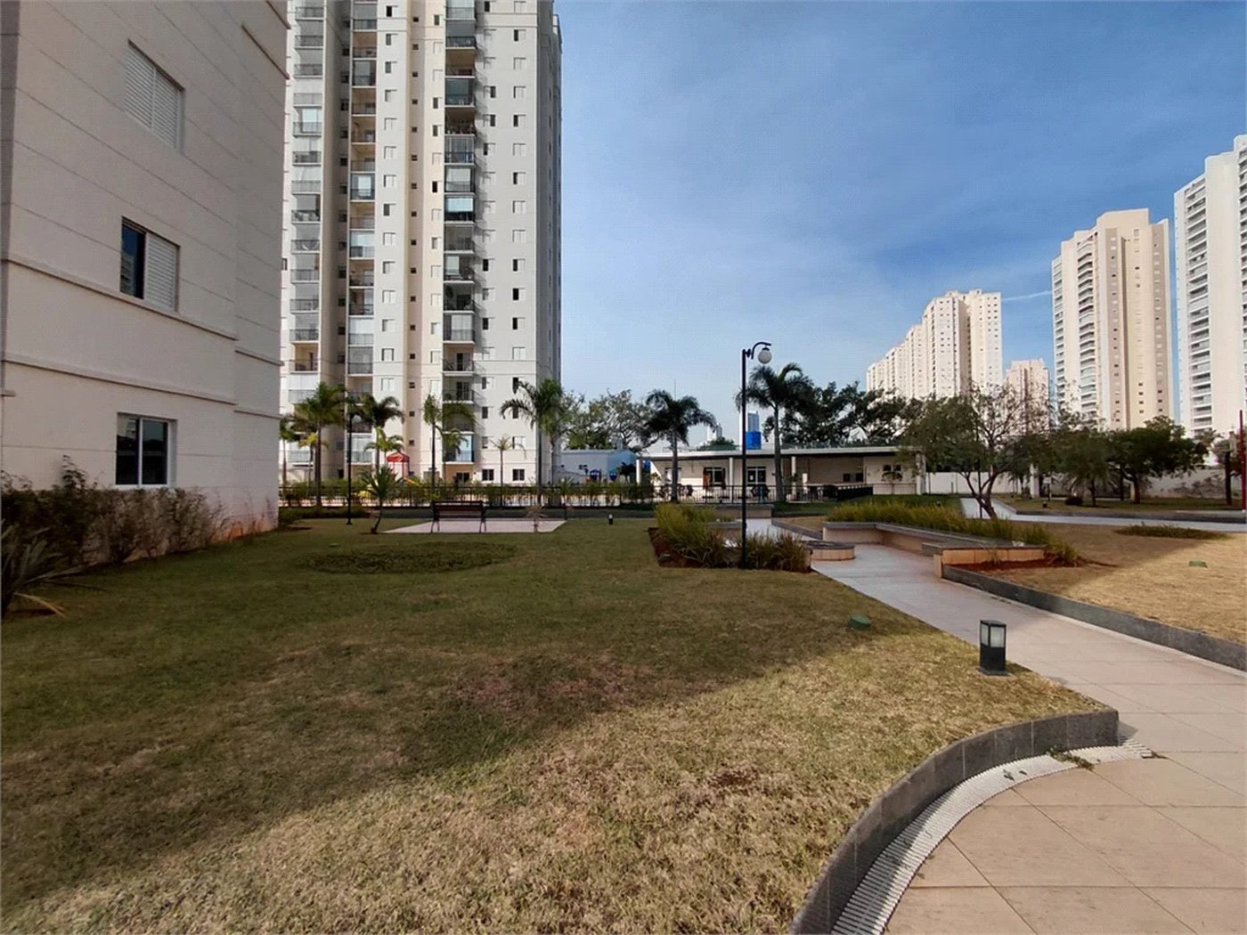 Apartamento à venda com 3 quartos, sendo 1 suíte, em Lapa, São Paulo, SP