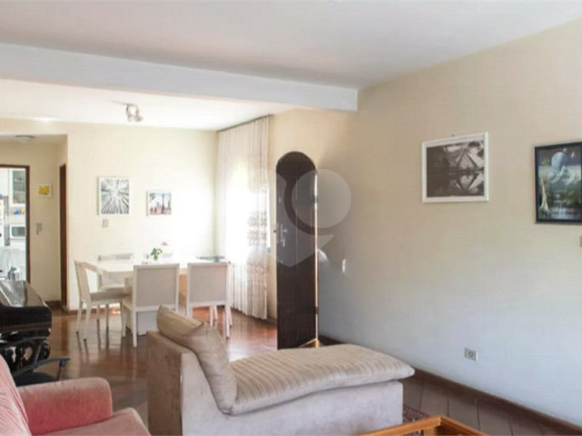 Casa de Vila à venda com 3 suítes em Santana, São Paulo, SP