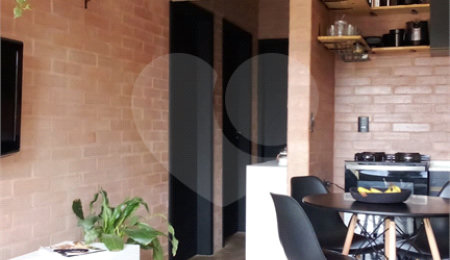 Casa à venda com 5 quartos, sendo 3 suítes,  em Jardim dos Pinheiros, Atibaia, SP