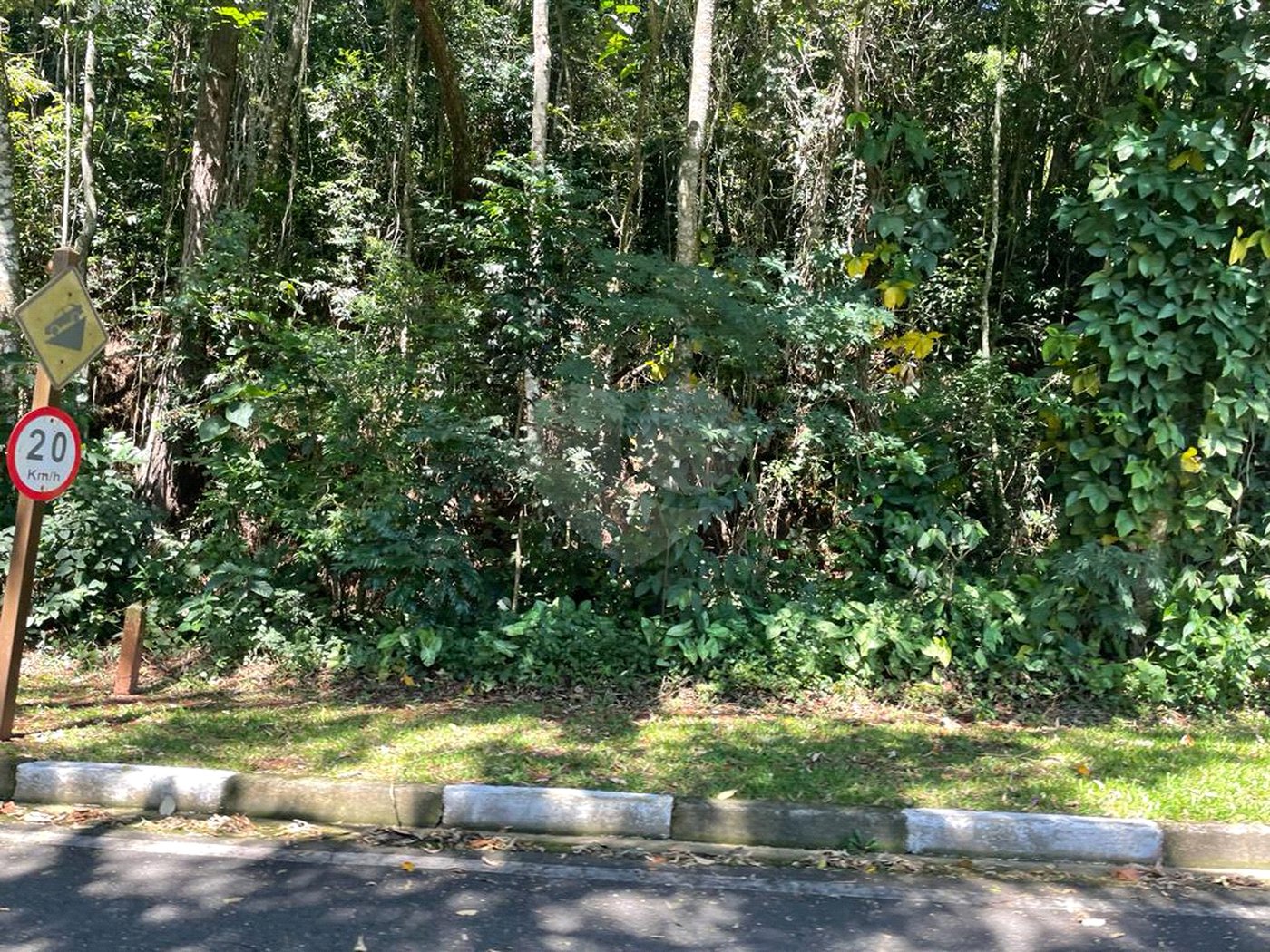 Terreno à venda no condomínio Cantareira, Mairiporã - SP