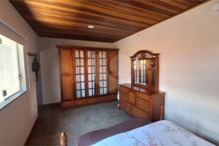 Casa à venda com 4 quartos, sendo 2 suítes, em Parque Esmeralda, Sorocaba, SP