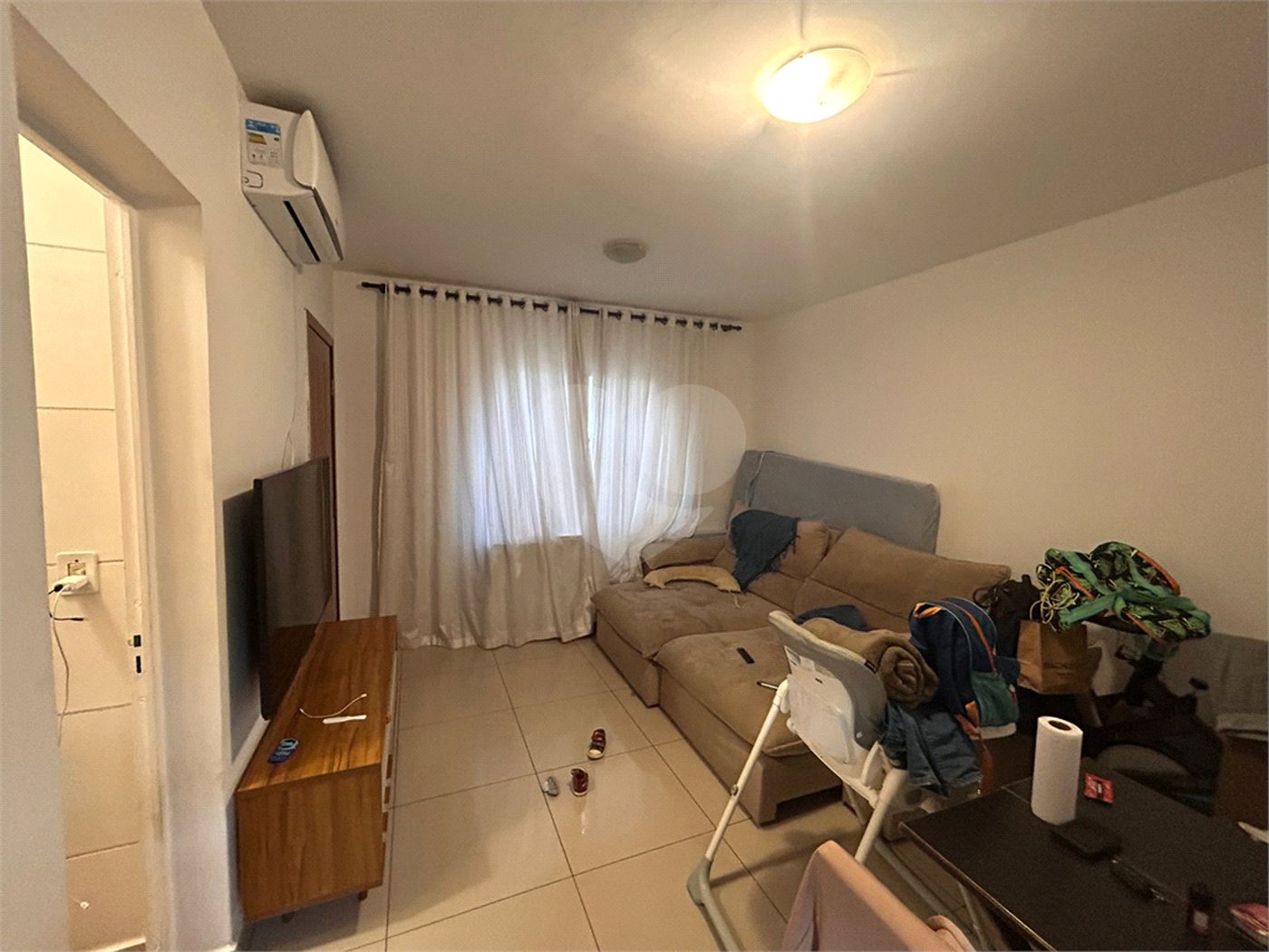 Casa à venda com 2 quartos, sendo 1 suíte, no condomínio Residencial Vila Real, Indaiatuba - SP