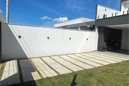 Casa à venda com 3 quartos, sendo 1 suíte, no condomínio Parque Guará, Rio de Janeiro - RJ