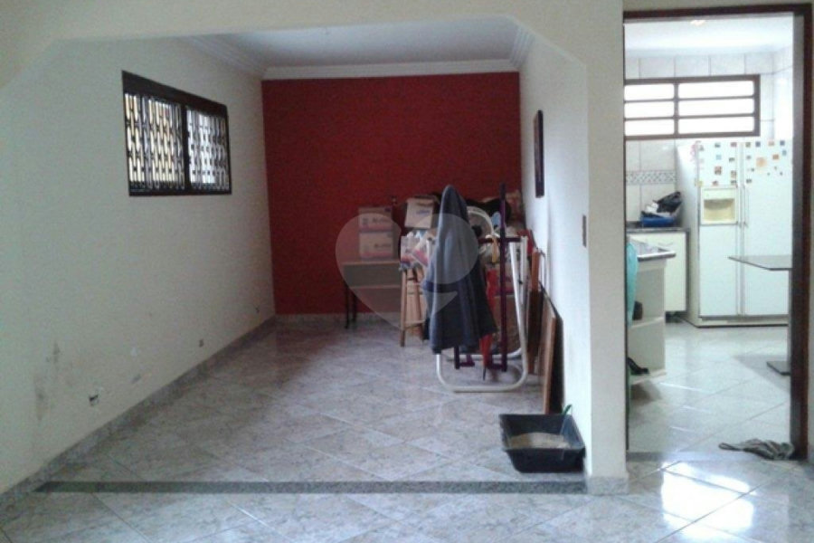 Sobrado à venda com 3 quartos, sendo 1 suíte, em Tremembé, São Paulo, SP