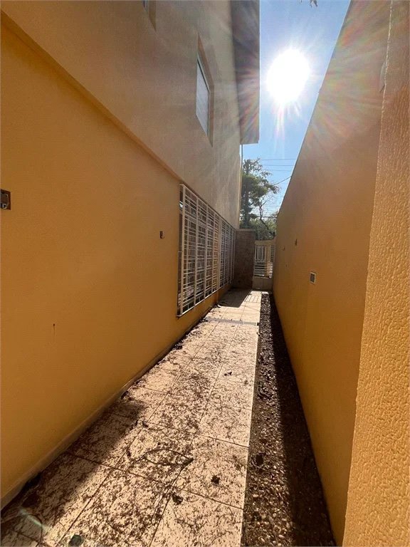 Sobrado à venda com 4 quartos, sendo 1 suíte, em Vila Cordeiro, São Paulo, SP