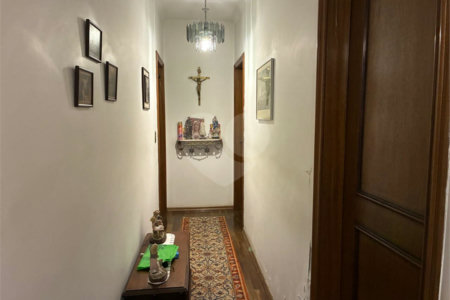 Casa à venda com 3 quartos, sendo 1 suíte,  em Vila Galvão, Guarulhos, SP