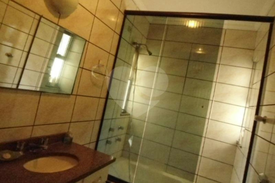 Casa à venda com 3 quartos, sendo 1 suíte, em Jardim Virginia Bianca, São Paulo, SP