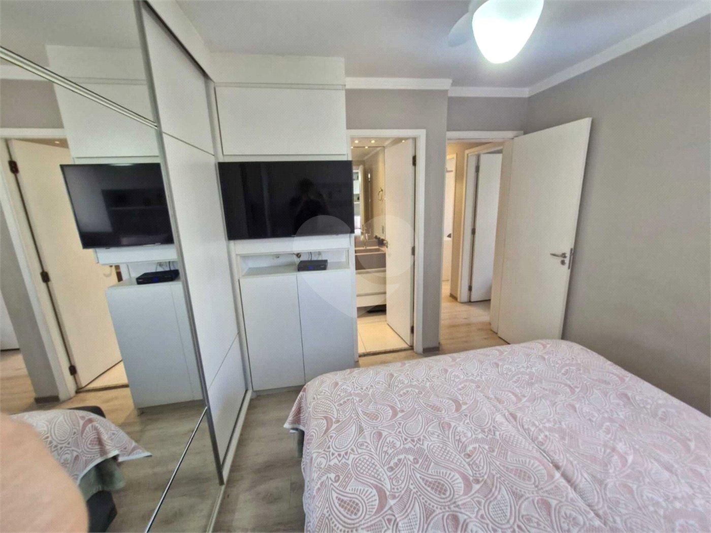 Cobertura à venda com 3 quartos, sendo 1 suíte,  em Jardim Umuarama, São Paulo, SP