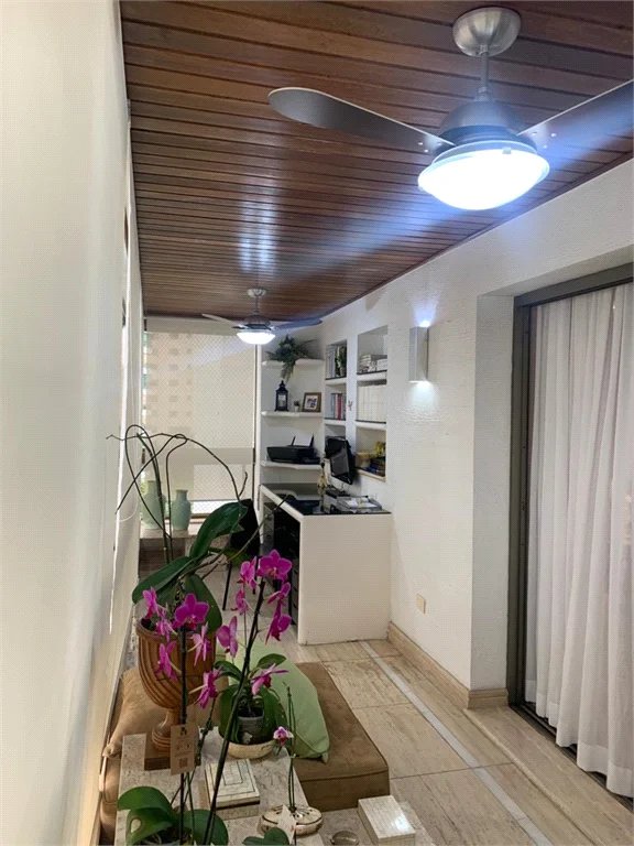 Apartamento à venda com 3 suítes em Vila Suzana, São Paulo, SP