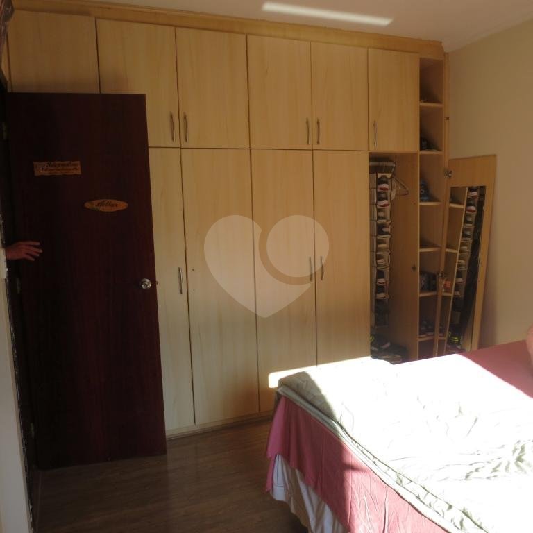 Sobrado à venda com 4 quartos, sendo 1 suíte, em Cambuci, São Paulo, SP