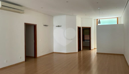 Casa à venda com 4 suítes no condomínio São Joaquim, Vinhedo - SP