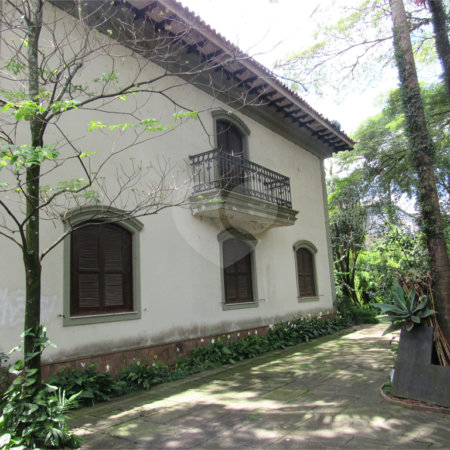 Casa à venda com 4 suítes em Jardim Guedala, São Paulo, SP