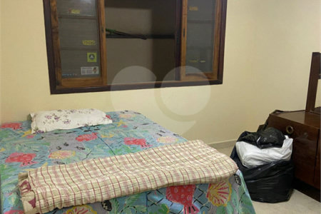 Casa à venda com 4 quartos, sendo 1 suíte, em Jardim Rincão, Arujá, SP
