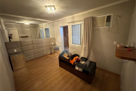 Casa à venda com 4 quartos, sendo 1 suíte, em Jardim das Samambaias, Jundiaí, SP