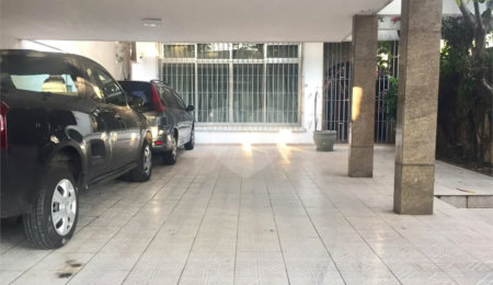 SOBRADO COM 450M² PARA VENDA OU LOCAÇÃO 4 DORMITÓRIOS 2 SUÍTES 4 VAGAS PLANALTO PAULISTA SP