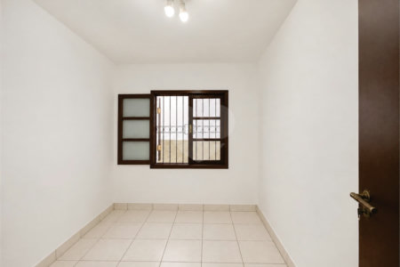 Casa à venda com 5 quartos, sendo 4 suítes, em Parque dos Príncipes, São Paulo, SP