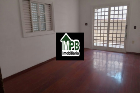 Sobrado à venda com 2 quartos, sendo 1 suíte, em Jardim Altos Do Itavuvu, Sorocaba, SP
