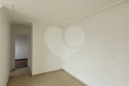 Apartamento à venda com 3 quartos, sendo 1 suíte, em Vila Regente Feijó, São Paulo, SP