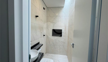 Casa em condomínio à venda com 3 quartos, sendo 1 suíte,  em Vila Alpina, São Paulo, SP