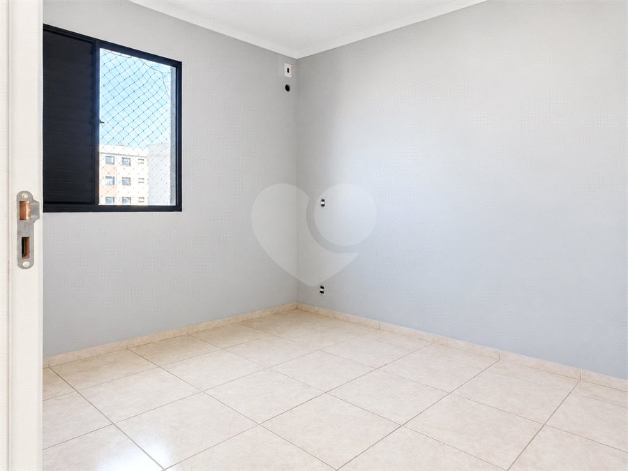 Apartamento à venda com 2 quartos no Centro, Votorantim, SP