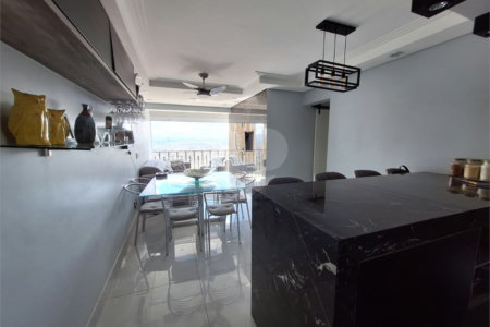 Apartamento à venda com 3 quartos, sendo 1 suíte,  em Vila Gustavo, São Paulo, SP