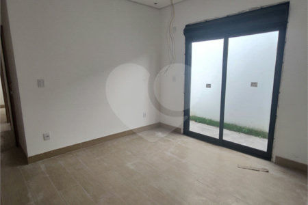 Casa à venda com 3 suítes no condomínio Aruã Brisas, Mogi das Cruzes - SP