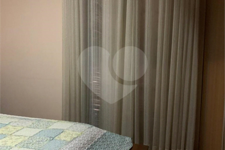 Sobrado à venda com 3 quartos, sendo 1 suíte,  em Vila Sabrina, São Paulo, SP