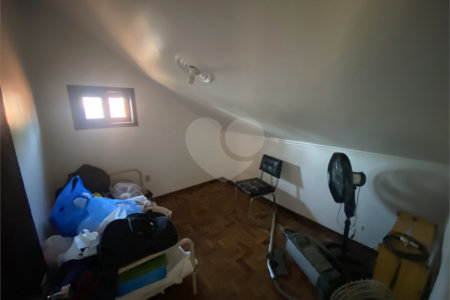 Casa à venda com 3 quartos, sendo 1 suíte, em Parque Residencial Monte Carlo, Ponta Porã, MS