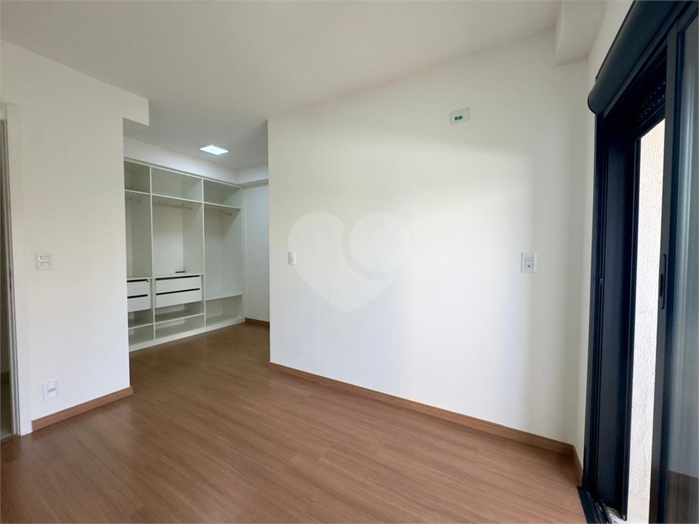 Apartamento à venda ou para alugar com 2 suítes em Jardim Faculdade, Sorocaba, SP