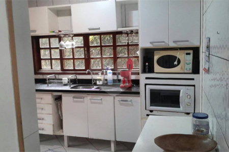 Casa à venda com 4 quartos, sendo 2 suítes, em Albatroz, Armação dos Búzios, RJ